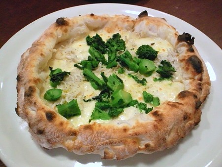 ブロッコリーとか@pizzeria fabbrica 1090