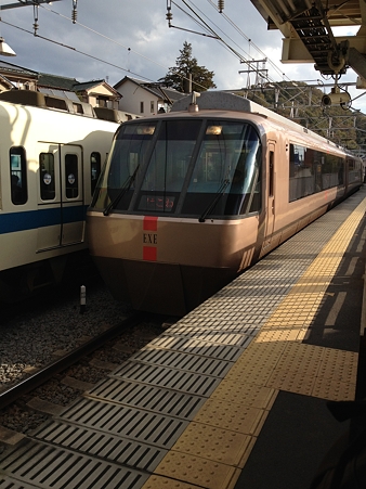 風祭駅　特急