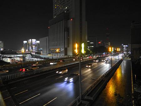 国道19号線と金山駅界隈の夜景
