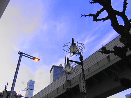 錦通りと名古屋高速道路