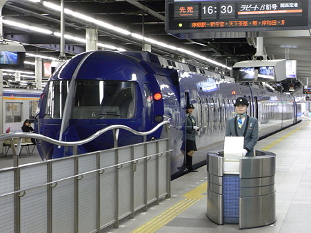 難波駅5