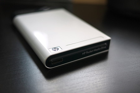 2011.09.14　机　HP Pocket Media Drive 250GB
