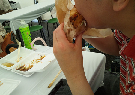 ＳＥさんパクッ