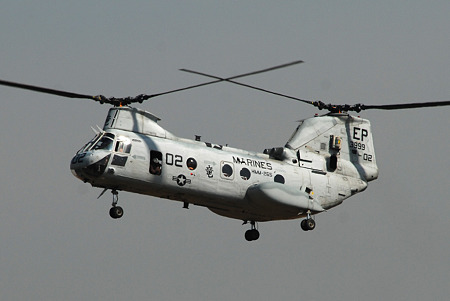 CH-46E HMM-265 DRAGONS