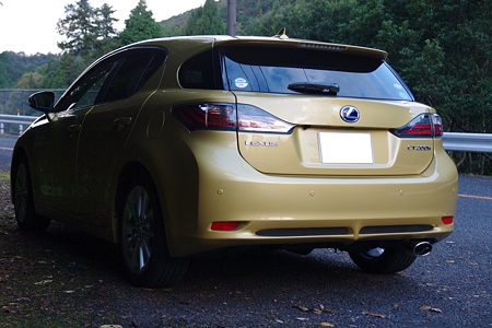 CT200h (2)