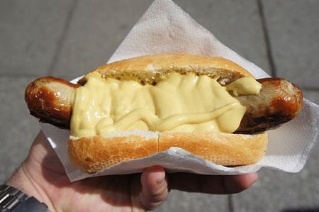 いつもの店のブラートブルスト